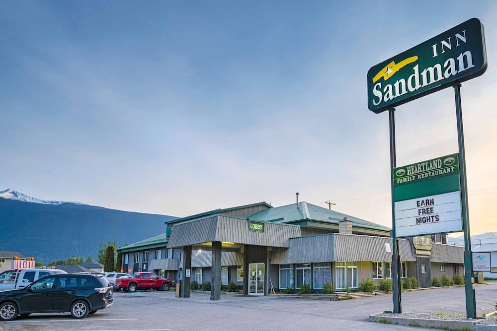 Sandman Inn McBride