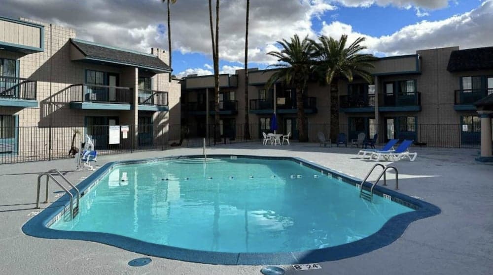 Studio 6 Mesa, AZ – Near Downtown & Sloan Park
