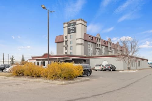 Emerald Hotel & Suites