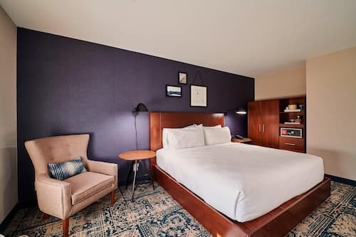 Four Points by Sheraton Cleveland-Eastlake
