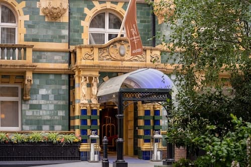 Taj 51 Buckingham Gate, Suites and Residences