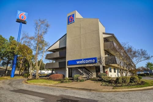 Motel 6 Memphis, TN - Downtown