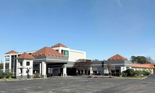 Quality Inn & Suites Baton Rouge West – Port Allen