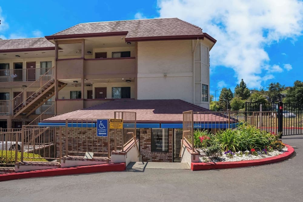 Econo Lodge