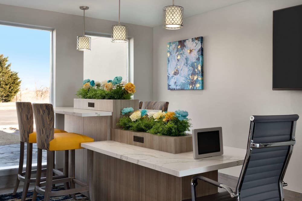 Baymont by Wyndham Shawnee