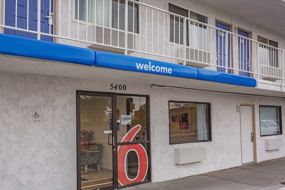 Motel 6 Billings, MT - South