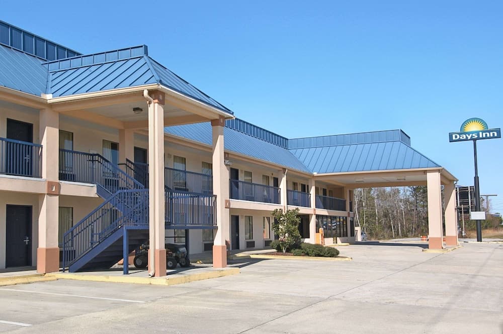 Days Inn by Wyndham Ocean Springs