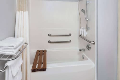 Microtel Inn by Wyndham Janesville