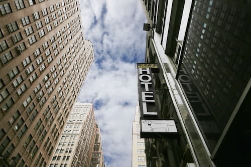 Doxie Hotel