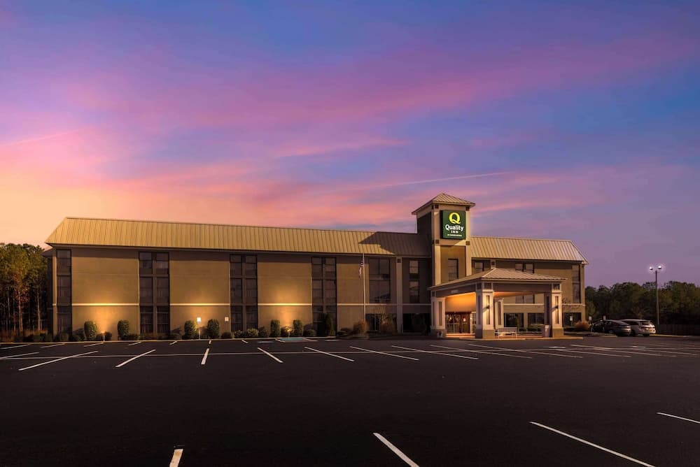 Quality Inn Valley - West Point