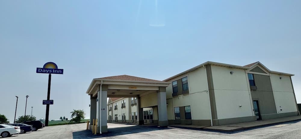 Days Inn by Wyndham Walcott Davenport