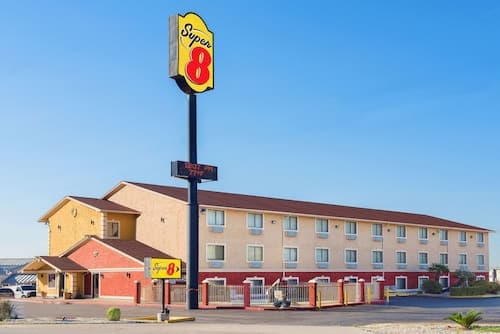 Super 8 by Wyndham San Antonio/I-35 North