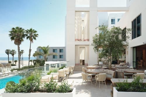 Sandbourne Santa Monica, Autograph Collection