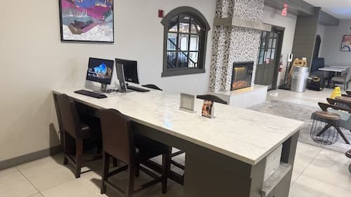 Best Western Corona Hotel & Suites