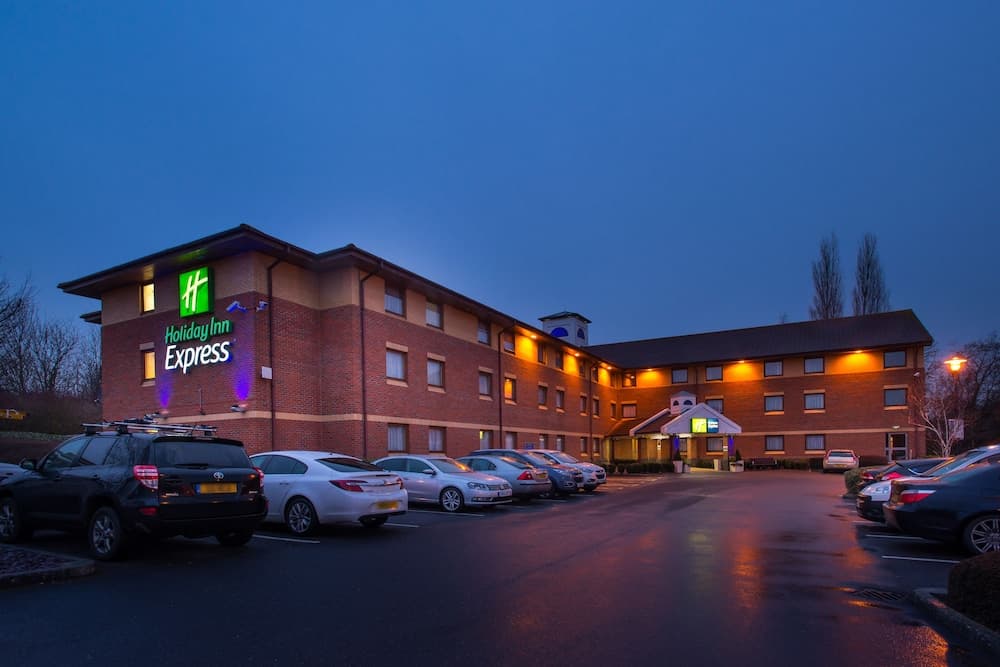 Holiday Inn Express Taunton East by IHG