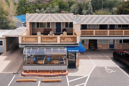 Salida Inn & Monarch Suites