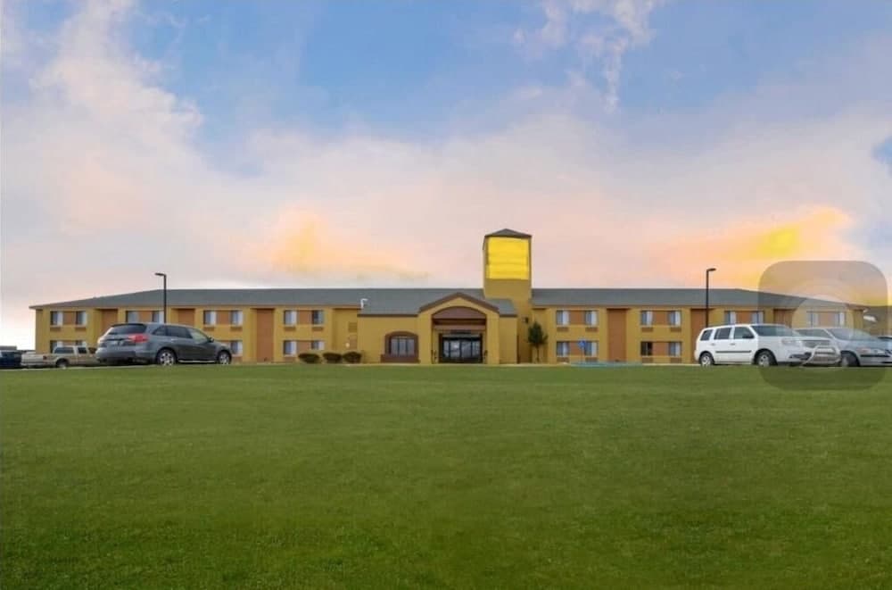 Pronghorn Inn