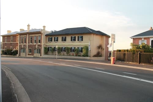 Coach House Launceston