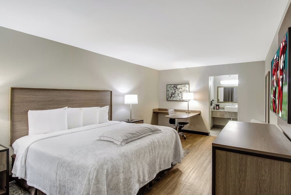 Red Roof Inn PLUS+ Dallas – Addison
