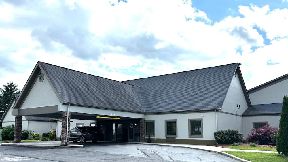 Deluxe Inn Wytheville