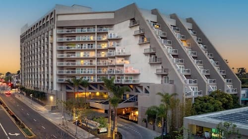 Hyatt Centric Delfina Santa Monica