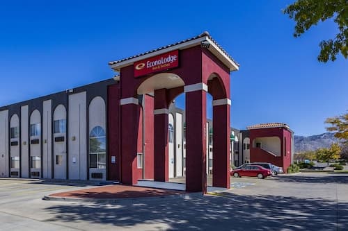 Econo Lodge Inn & Suites Albuquerque East I-40 Eubank Exit