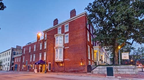 Linden Row Inn