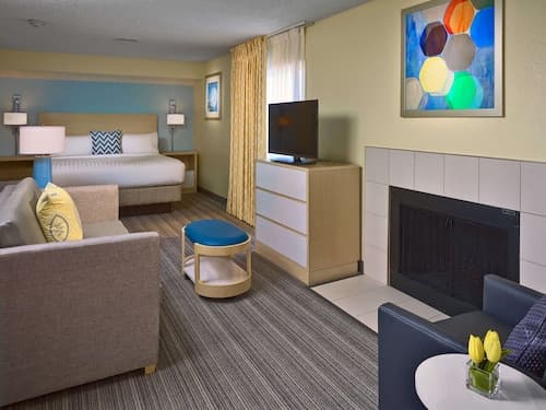 Sonesta Simply Suites Cleveland Westlake