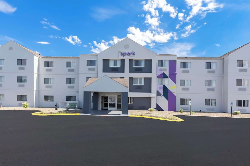 Spark by Hilton Springfield Southwest