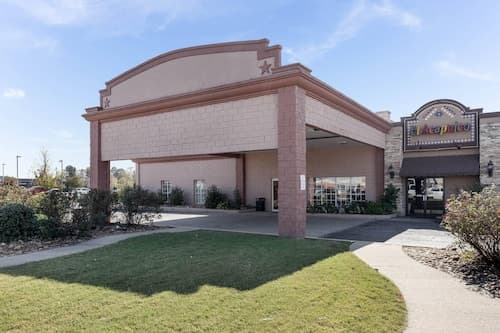 Quality Inn & Suites Paragould