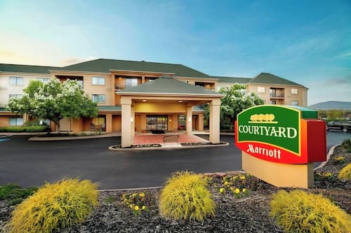 Courtyard by Marriott State College