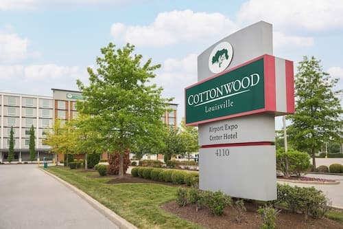 Cottonwood Airport & Expo Hotel Louisville