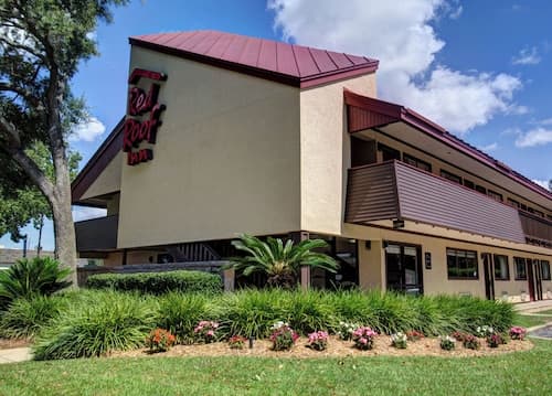 Red Roof Inn Pensacola – I-10 at Davis Highway