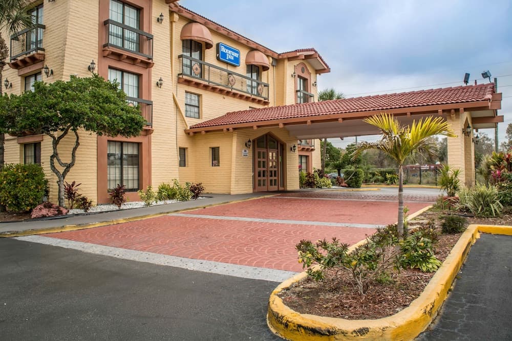 Rodeway Inn Near Ybor City - Casino