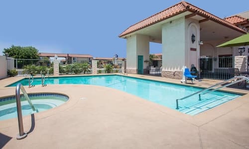 Days Inn by Wyndham Anaheim Near the Park