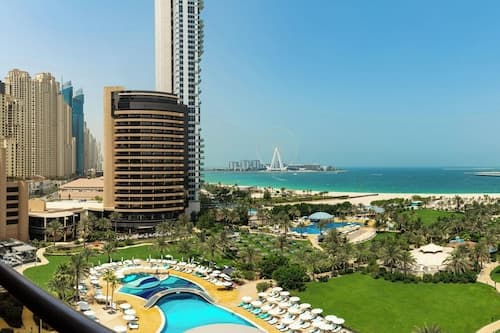 Le Royal Meridien Beach Resort And Spa