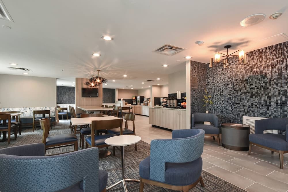 Fairfield Inn by Marriott Arrowood