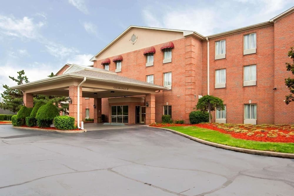 Quality Inn & Suites Germantown North