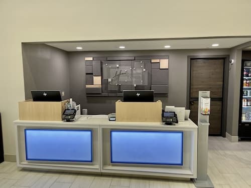 Holiday Inn Express & Suites Sulphur (Lake Charles) by IHG