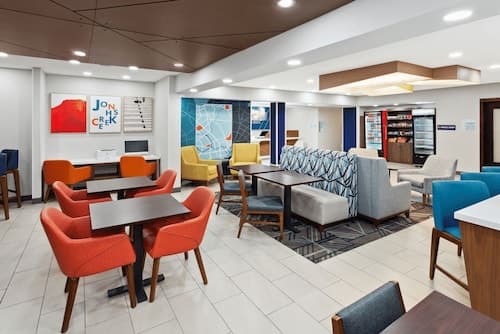Holiday Inn Express Fremont by IHG