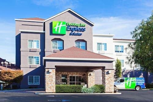 Holiday Inn Express Hotel & Suites Oakland-Airport by IHG