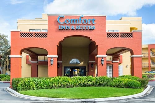 Comfort Inn and Suites San Francisco Airport North