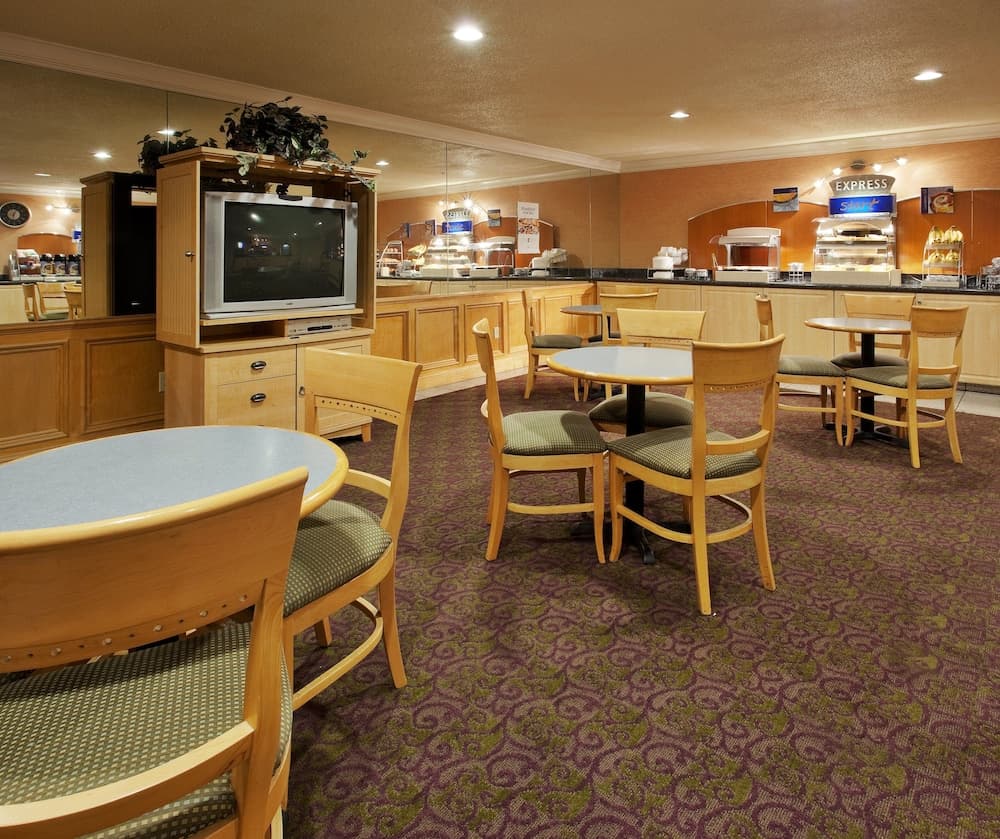 Holiday Inn Express Union City (San Jose) by IHG