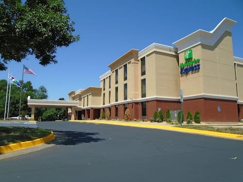 Holiday Inn Express Richmond - Midlothian Turnpike by IHG