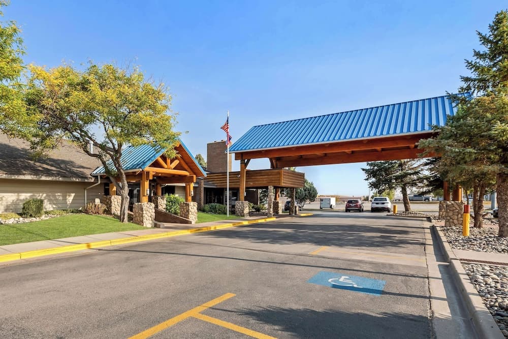 Best Western Tower West Lodge