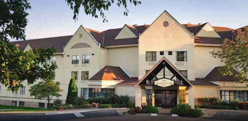 Branson Hillside Hotel