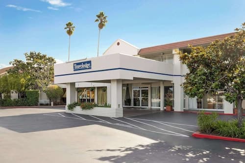 Travelodge by Wyndham Monterey Bay