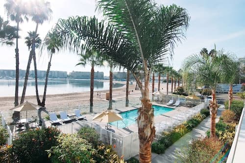 Jamaica Bay Inn Marina Del Rey,Tapestry Collection by Hilton