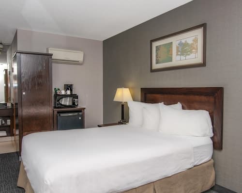Coast Lethbridge Hotel & Conference Centre