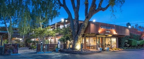 Creekside Inn